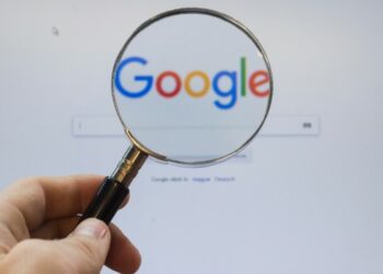 googol .. من مشروع بحثٍ دراسي إلى مؤسسة تتجاوز إيراداتها 256 مليار $