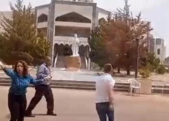 سوريا.. إطلاق الرصاص على متظاهرين مناهضين للنظام
