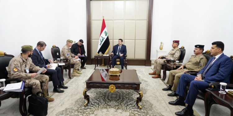 السوداني يستقبل قائد بعثة حلف شمال الأطلسي – الناتو في العراق