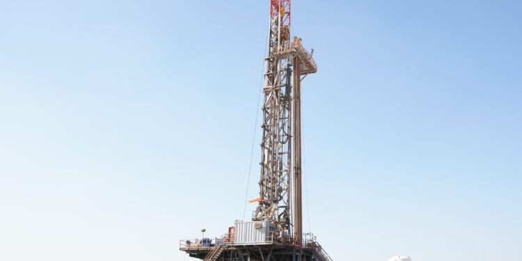 الاعلان انجـــاز حفر بئر نفطي جديد في حقل الناصرية