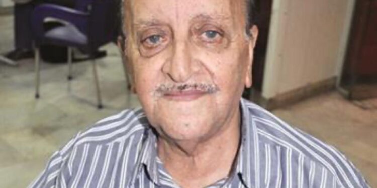 نقابة الفنانين تنعى رحيل الفنان أحمد السلمان