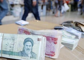 استبدال (200 مليار دينارعراقي) بالتومان الايراني في زيارة الاربعينية