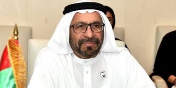 وزير الدولة الإماراتي يصل إلى بغداد