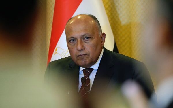 مصر تحذر إسرائيل من “تجويــــع غزة”