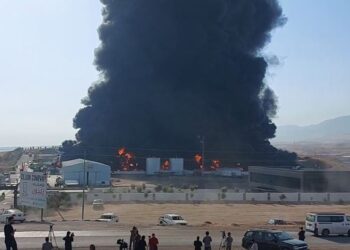 السليمانية .. مصرع واصابة 4 أشخاص بحادث حريق مصنع القير