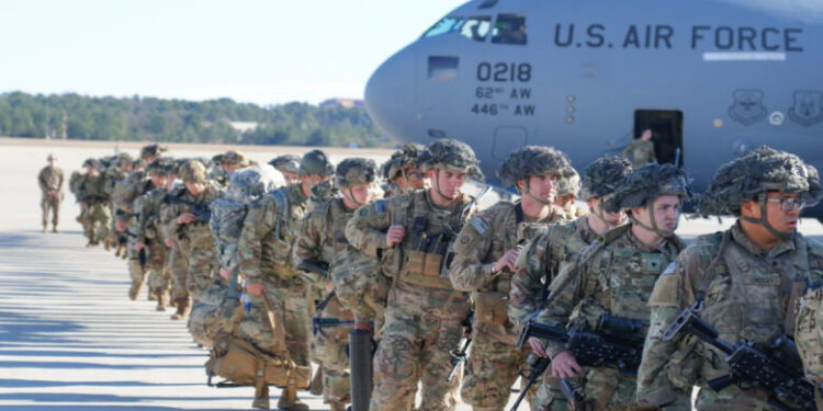 الولايات المتحدة تُعــلن عن تعــزيز “انتشارها العسكري” في الشرق الأوسط