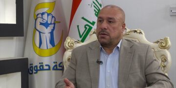 برلماني يطالب رئاستي الجمهورية والوزراء بتوضيـــح إجراءاتهما بشأن “قرار إخراج القوات الأجنبية”