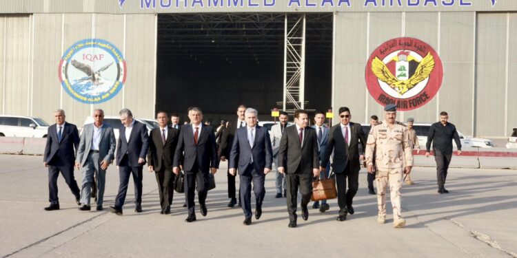 وفد أمني برئاسة الأعرجي في طهران اليوم