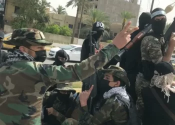 عين إسرائيلية مــــع “قرع طبول الحرب” على العراق