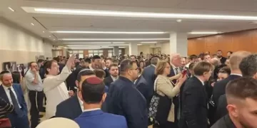 إخلاء الكنيست الإسرائيلي بعد إطلاق صواريخ من غزة على القدس