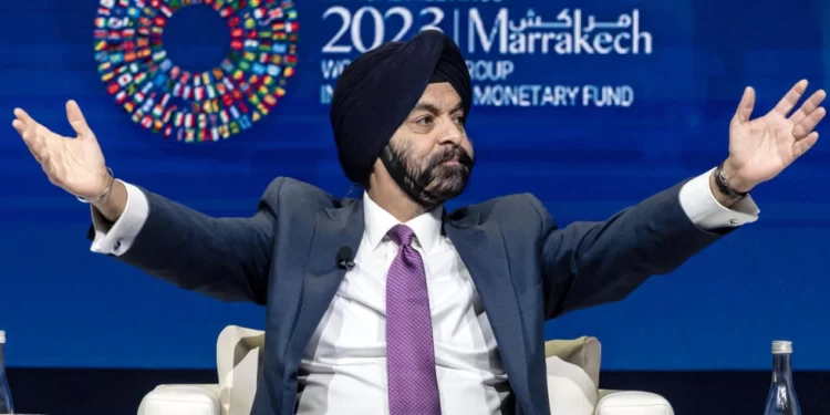 بسبب حرب إسرائيل وحماس ,, البنك الدولي يحذر من ضربة “خطيرة” للتنمية الاقتصادية