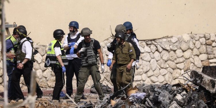 مسؤول إسرائيلي آخر يعلن “تحمل المسؤولية عن الإخفـــاقات” بعد رئيس الشاباك