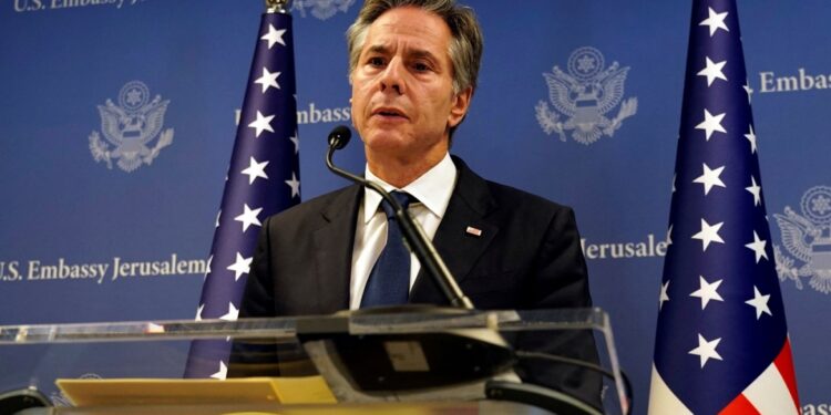 بلينكن يقـــر بـــ”انقسامات داخلية” بوزارته بسبب حرب غزة