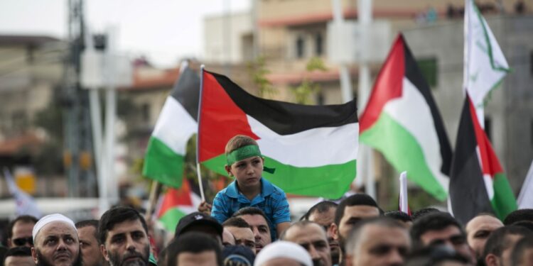 عرب الخط الأخضر ,,, يشكلون نسبة 21% من سكان الأراضي المحتلة