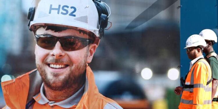 أمريكا .. أسعد فئة بين الموظفين هم “عمال البناء”