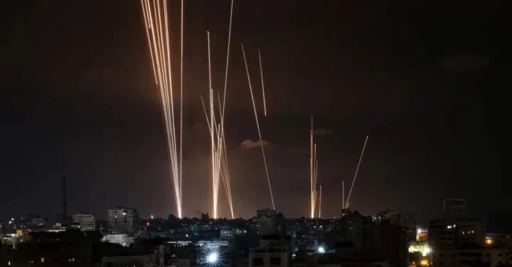 فرنسا تحــذر ايران من تأجيج التوترات