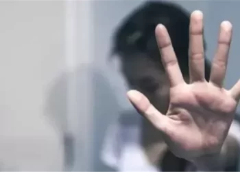 دبي .. المحكمة تدين شخص أوروبي ارتكب “فعلا فاضحا” قرب محطة للوقود
