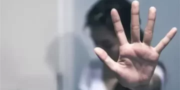 دبي .. المحكمة تدين شخص أوروبي ارتكب “فعلا فاضحا” قرب محطة للوقود