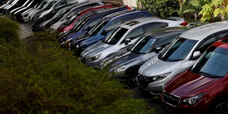 سنغافورة .. رخصة قيادة سيارة بـ 76 ألف دولار