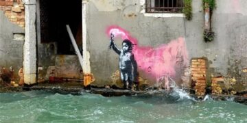 ايطاليا .. جــدل بسبب “فتاة مهاجرة”
