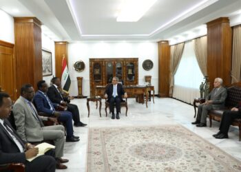 زيدان يستقبل وزير العدل الصومالي