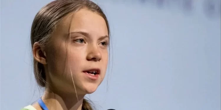 إسرائيل تحذف اسم “تونبرج” من المناهج الدراسية