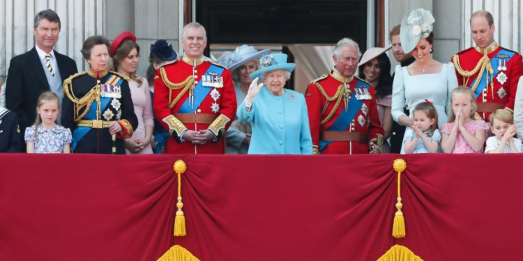 أسرار العائلات الكبرى بين “الحقائق والإشاعات”