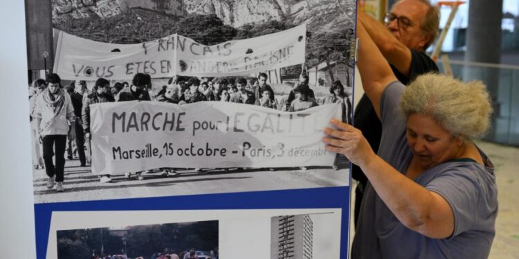 اربــع عقود للمسيرة التاريخية ضد العنصرية بفرنسا
