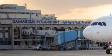 الاعلان عن استهداف مطاري دمشق وحلب في سوريا