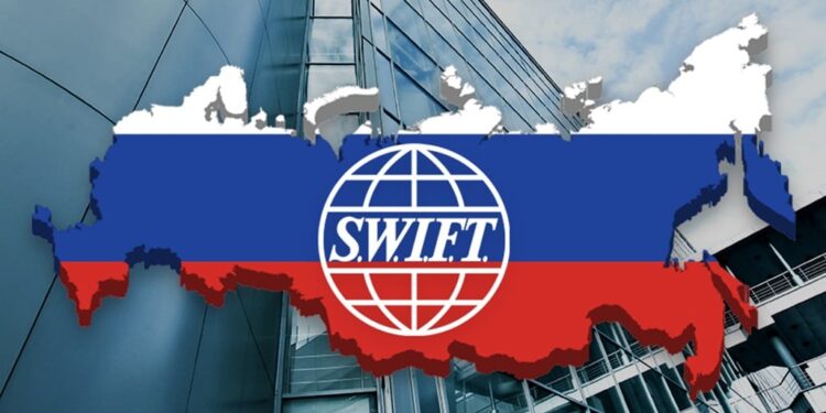 روسيا.. حظر استخدام نظام “سويفت” داخل البلاد