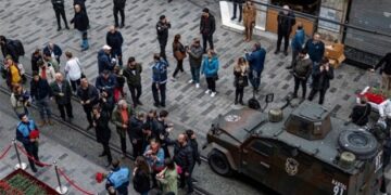 حزب العمال الكردستاني يتبنى الهجوم الانتحاري في انقرة