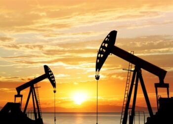 في 2024.. توقعات بتراجع برنت إلى 70 دولاراً للبرميل