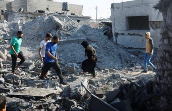 وزارة الصحة: مقتل 2269 فلسطينيا وإصابة 9814 في الضفة وغزة