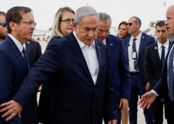 الكشف عن عمــق “الأزمة السياسية والعسكرية” في إسرائيل