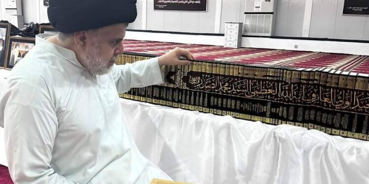 احدث صورة لزعيم التيار الصدري مقتدى الصدر