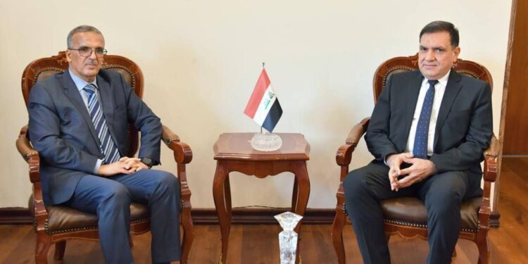 العراق والجزائر يبحثان تعزيز العلاقات وآفاق التعاون الثنائي
