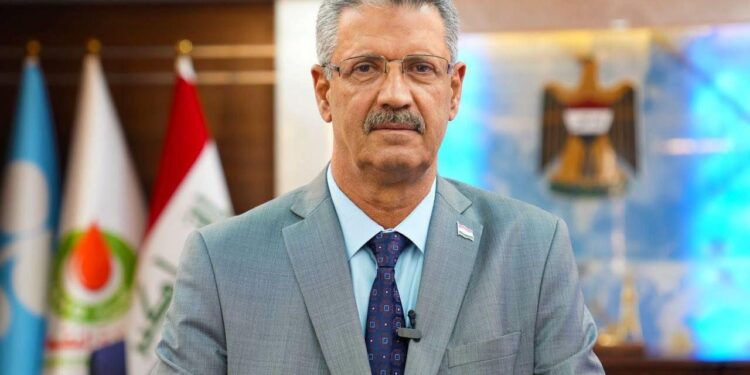 الاعلان عن انجاز مسودة مشروع استثمار غاز حقل بطاقة 300 مقمق في البصرة