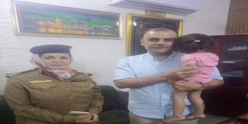 الشرطة المجتمعية تنقذ الطفلة المعنفة وتؤكد البحث عن “والدها ” المتهم