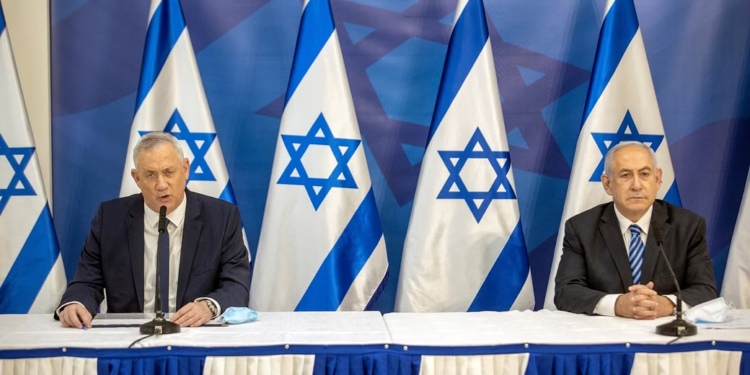 نتنياهو وغانتس يضعــان التفاصيل النهائية لــ “حكومة طوارئ”