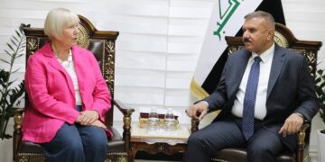 وزير الداخلية يلتقي السفيرة الالمانية