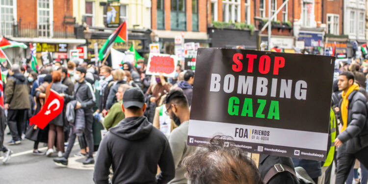 الدول الغربية التي منعت التضامن مع فلسطين