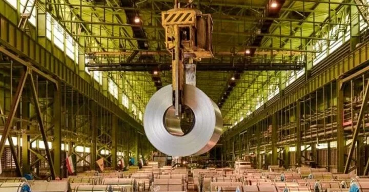 طالبان تعيـــد (10آلاف طن من الحديد) إلى إيران لــ”عدم جودتها”