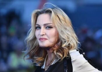 كيف حصلت مادونا على لقب صاحبة الجلالة