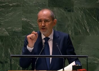الأردن تستدعي سفيرها لدى إسرائيل “فوراً”