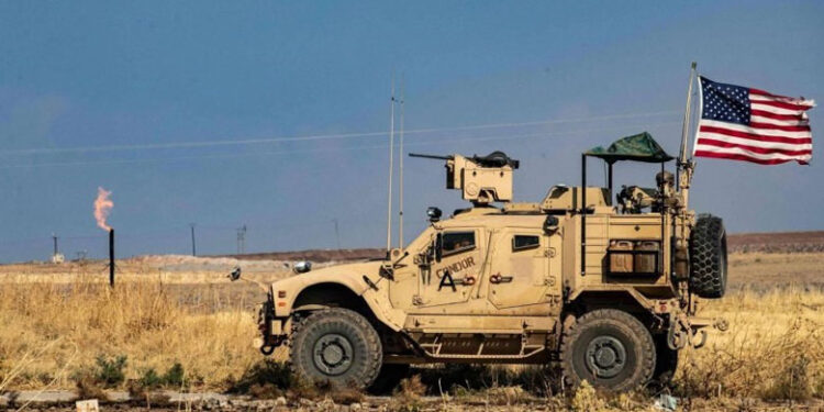 الاعلان عن استهــداف قاعدة امريكية في سوريا بـ”رشقة صاروخية”