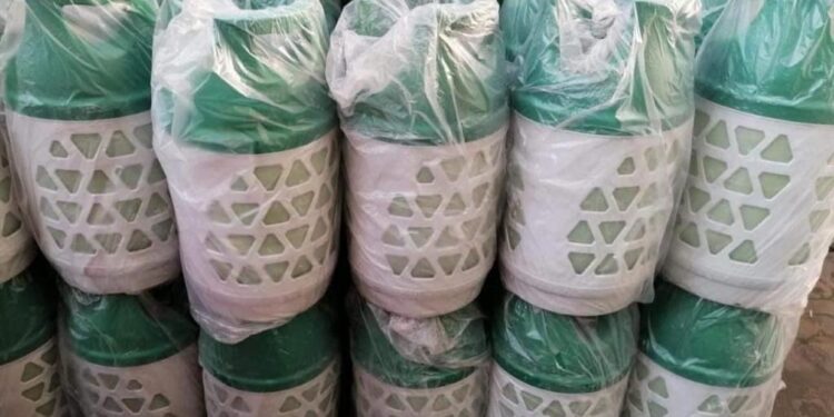 تحذيــر من اسطوانات بلاستيكية غير مطابقة للمواصفات القياسية والفنية