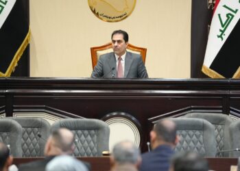 المندلاوي يفتتـــح الجلسة الاستثنائية للبرلمان