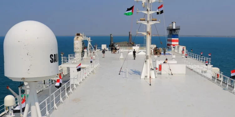 هجوم يستهدف سفينة اسرائيلية في المحيط الهندي