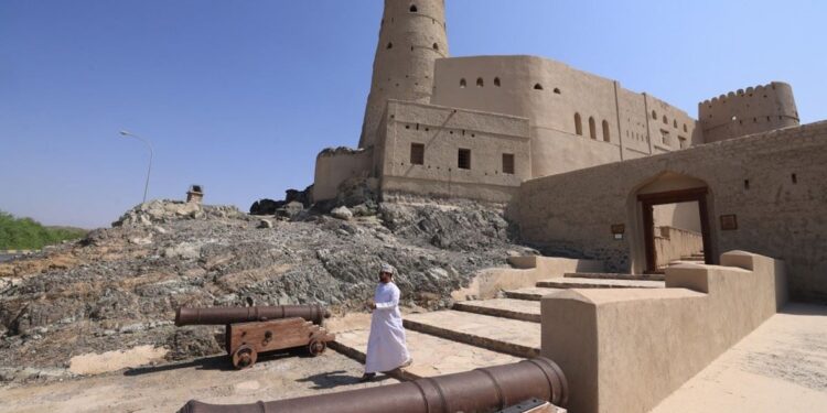 واحة صحراوية عمانية مسكونة بالأساطير