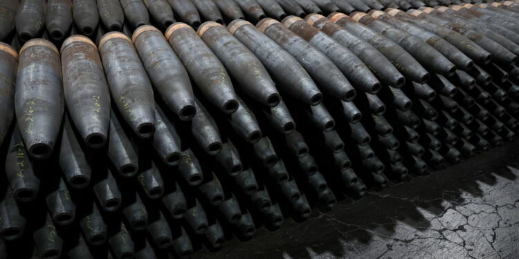 منظمات حقوقية تدعـــو لـ”وقــف تزويد إسرائيل بقذائف مدفعية”